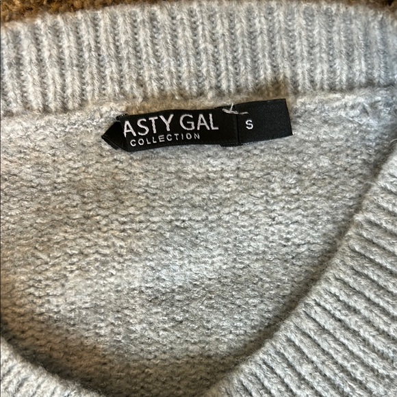 Nasty Gal boyfriend Gray Button-Up Cardigan - Picture 2 of 8
